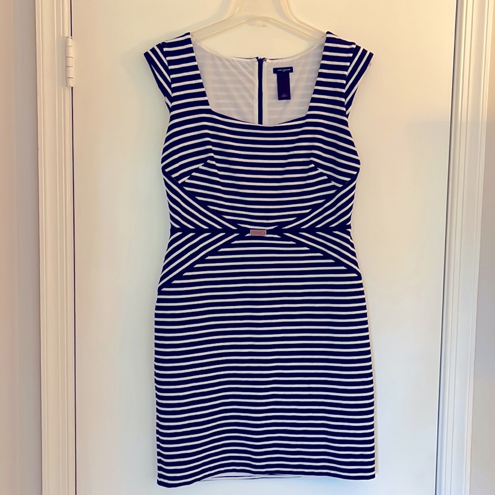 Ann Taylor Cap Sleeve Summer Navy/White Dress - Size 6! - Picture 1 of 8